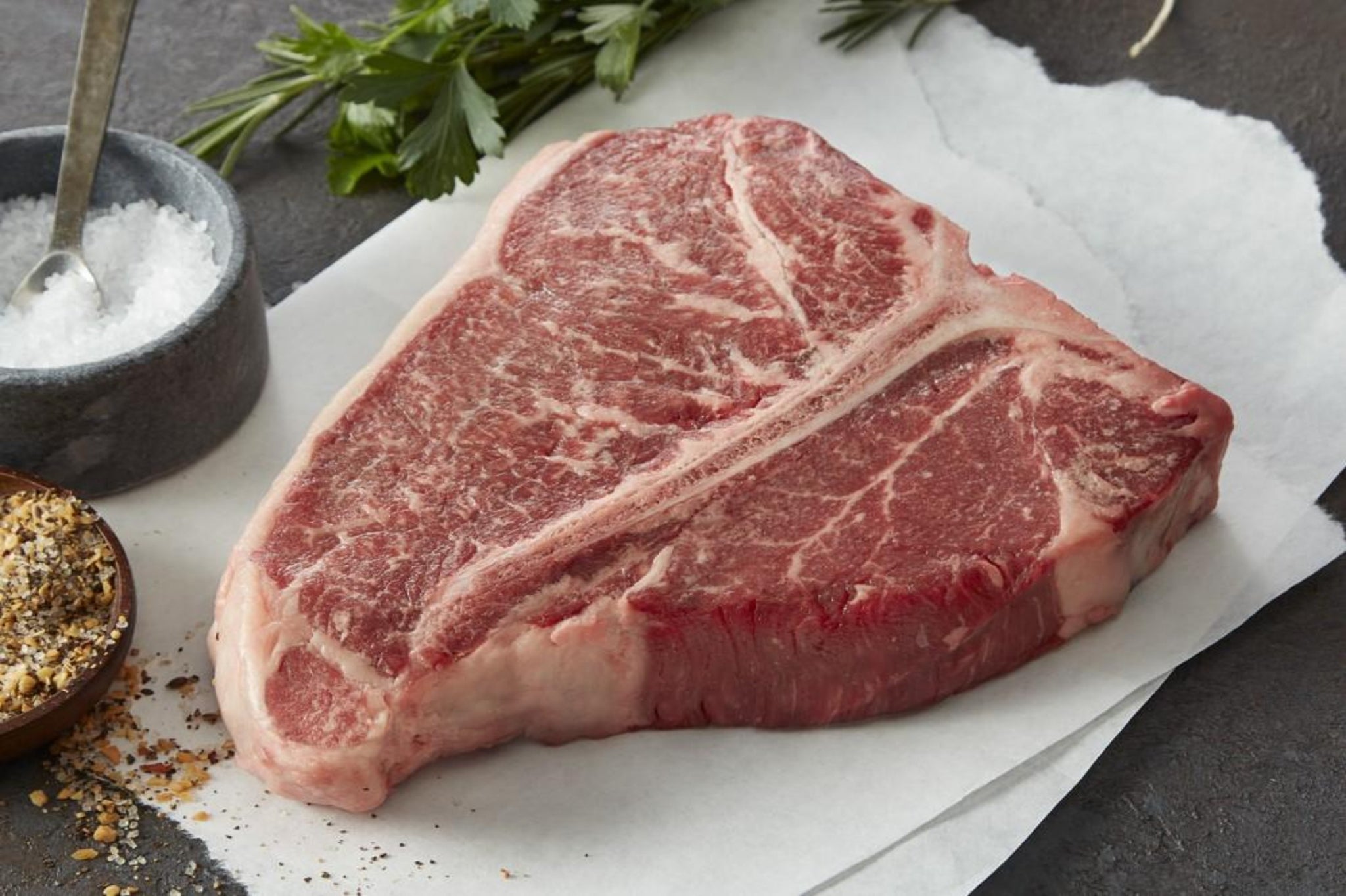 T-bone από μοσχάρι, dry aged 28-35 days, John Stone